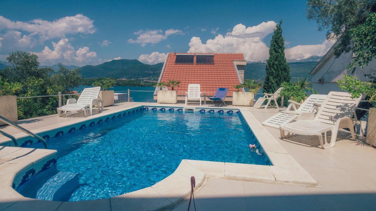 Villa Tivat Exteriér fotografie