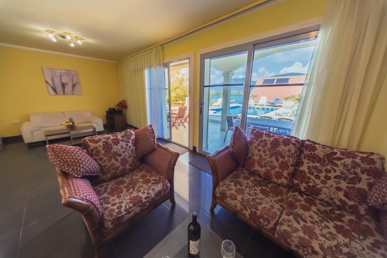 Villa Tivat Exteriér fotografie