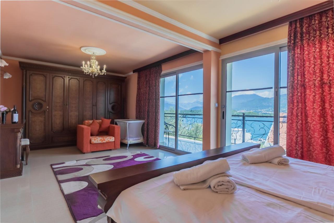 Villa Tivat Exteriér fotografie